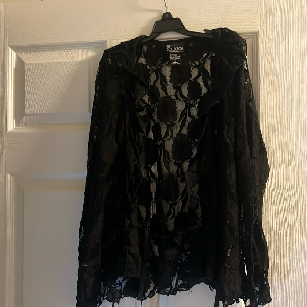 Black Lace Shaw